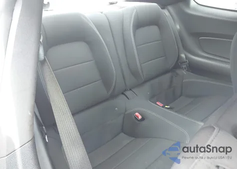 2015 Ford Mustang V6 z USA, uszkodzony, nr VIN 1FA6P8AMXF5334690